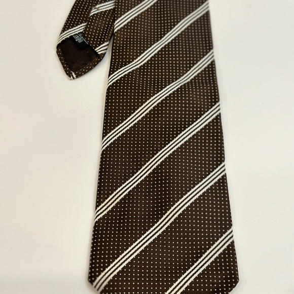 Giorgio Armani Men’s Silk Tie Stripe - Picture 2 of 5
